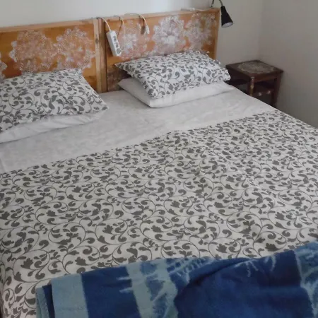 Hostel Ana D'ouro